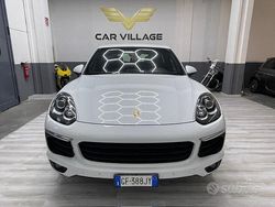 Bianco Usata 2016 Porsche Cayenne SUV | 30.000 € (Buon prezzo)