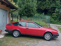 Rosso Usata 1981 Alfa Romeo Alfetta Tre volumi | 15.000 €