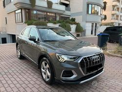 Grigio Usata 2019 Audi Q3 Advanced SUV | 23.000 €