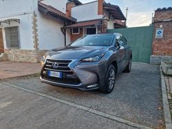 Grigio Usata 2017 Lexus NX300h SUV | 21.900 € (Buon prezzo)
