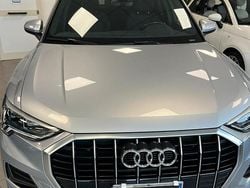 Grigio Usata 2019 Audi Q3 SUV | 26.000 € (Buon prezzo)