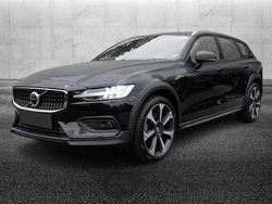 Nero Usata 2023 Volvo V60 CC Plus Station wagon | 43.450 € (Molto cara)