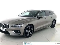 Grigio lunar Usata 2019 Volvo V60 Inscription Station wagon | 20.900 € (Super prezzo)