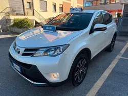 Bianco Usata 2014 Toyota RAV4 Anniversary SUV | 14.750 €