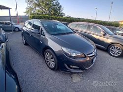 Grigio Usata 2016 Opel Astra Station wagon | 6900 € (Cara)