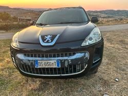 Usata 2007 Peugeot 4007 SUV | 2900 € (Buon prezzo)