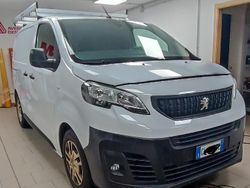 Usata 2022 Peugeot Expert Furgone | 15.500 € (Buon prezzo)