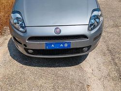 Grigio Usata 2014 Fiat Punto Due volumi | 6500 € (Molto cara)