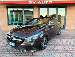 Marrone Usata 2017 Mercedes CLA220 Tre volumi | 13.700 € (Super prezzo)