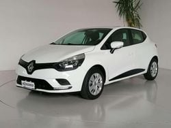 Bianco Usata 2017 Renault Clio IV Life Tre volumi | 7950 € (Ottimo prezzo)