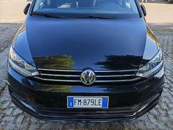 Nero Usata 2017 VW Touran Business Monovolume | 11.300 € (Buon prezzo)