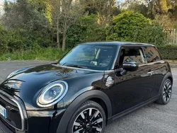 Usata 2021 Mini ONE Due volumi | 18.900 € (Buon prezzo)
