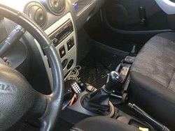 Bianco Usata 2012 Dacia Logan Pick-Up Pick-up | 8000 €