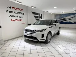 Bianco Usata 2021 Land Rover Range Rover evoque R-Dynamic SUV | 28.990 € (Ottimo prezzo)