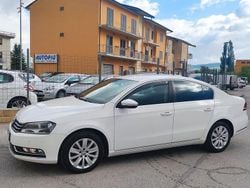 Bianco Usata 2011 VW Passat Comfortline Tre volumi | 7490 € (Buon prezzo)