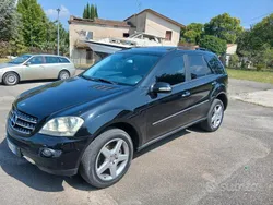 Nero Usata 2006 Mercedes ML320 SUV | 5500 € (Buon prezzo)