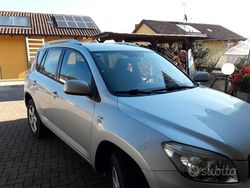 Grigio Usata 2006 Toyota RAV4 SUV | 7800 € (Cara)