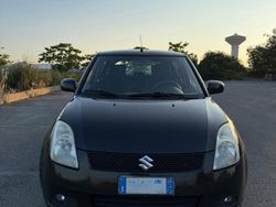 Nero Usata 2006 Suzuki Swift GL Due volumi | 4300 € (Molto cara)