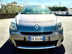 Argento Usata 2010 Renault Clio III Dynamique Tre volumi | 2700 € (Ottimo prezzo)