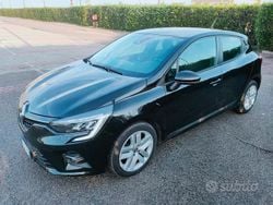 Nero Usata 2021 Renault Clio V Intens Tre volumi | 11.600 € (Buon prezzo)