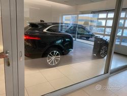 Nero Usata 2017 Jaguar F-Pace Portfolio SUV | 14.500 € (Cara)