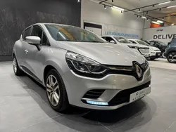 Astro grey Usata 2019 Renault Clio IV Business Tre volumi | 11.900 € (Buon prezzo)