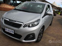 Grigio Usata 2021 Peugeot 108 Allure Tre volumi | 11.200 € (Buon prezzo)