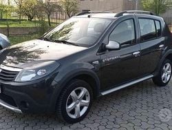 Grigio Usata 2010 Dacia Sandero Stepway Tre volumi | 3900 € (Buon prezzo)
