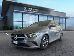 Grigio montagna ; Usata 2023 Mercedes B180 Advanced Monovolume | 32.500 € (Buon prezzo)