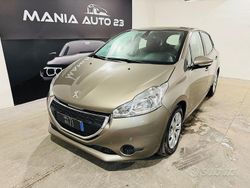 Grigio Usata 2014 Peugeot 208 Due volumi | 5490 € (Ottimo prezzo)