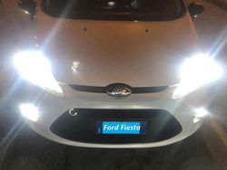 Bianco Usata 2012 Ford Fiesta Titanium Due volumi | 3900 € (Buon prezzo)