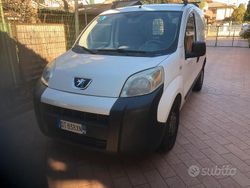 Bianco Usata 2009 Peugeot Bipper Monovolume | 2800 €