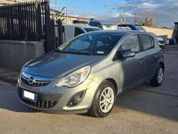 Grigio fumo Usata 2014 Opel Corsa Edition Tre volumi | 6490 € (Molto cara)