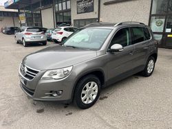 Grigio Usata 2010 VW Tiguan Track & Field SUV | 7900 € (Buon prezzo)