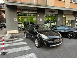 Nero Usata 2011 Renault Clio II Dynamique Tre volumi | 3970 € (Buon prezzo)