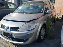 Grigio Usata 2003 Renault Scénic Monovolume | 600 € (Buon prezzo)