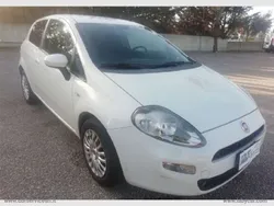 Bianco Usata 2016 Fiat Punto Easy Due volumi | 3900 € (Buon prezzo)