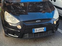 Nero Usata 2010 Ford S-MAX Monovolume | 6000 € (Molto cara)