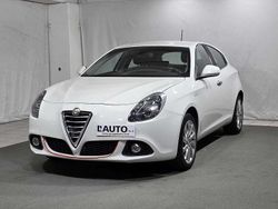 Bianco Usata 2015 Alfa Romeo Giulietta Distinctive Due volumi | 9400 € (Buon prezzo)