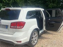Bianco Usata 2011 Fiat Freemont SUV | 4250 € (Ottimo prezzo)