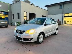 Grigio Usata 2006 VW Polo Trendline Tre volumi | 1900 € (Buon prezzo)