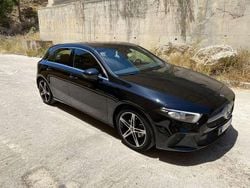 Nero Usata 2019 Mercedes A180 Tre volumi | 20.000 € (Buon prezzo)