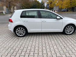Bianco Usata 2015 VW Golf VII Tre volumi | 8900 € (Buon prezzo)