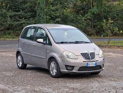 Marrone Usata 2010 Lancia Musa Monovolume | 5700 € (Buon prezzo)