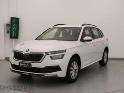 Bianco magnolia Usata 2022 Skoda Kamiq Ambition SUV | 17.900 € (Buon prezzo)