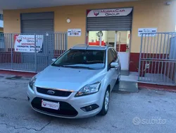 Grigio Usata 2008 Ford Focus Station wagon | 2799 € (Buon prezzo)