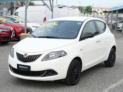 Bianco Usata 2022 Lancia Ypsilon Silver Due volumi | 9900 € (Super prezzo)