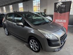 Grigio Usata 2011 Peugeot 3008 Active SUV | 4900 € (Buon prezzo)