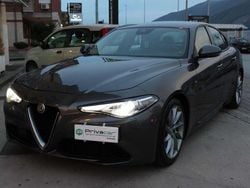 Grigio Usata 2018 Alfa Romeo Giulia Business Tre volumi | 16.500 € (Cara)