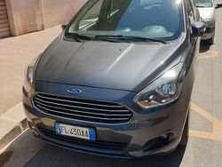 Grigio Usata 2017 Ford Ka Ultimate Tre volumi | 9800 € (Cara)